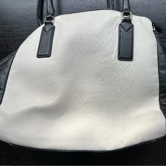 BANANA REPUBLIC ivory and black leather bag - Picture 3 of 13
